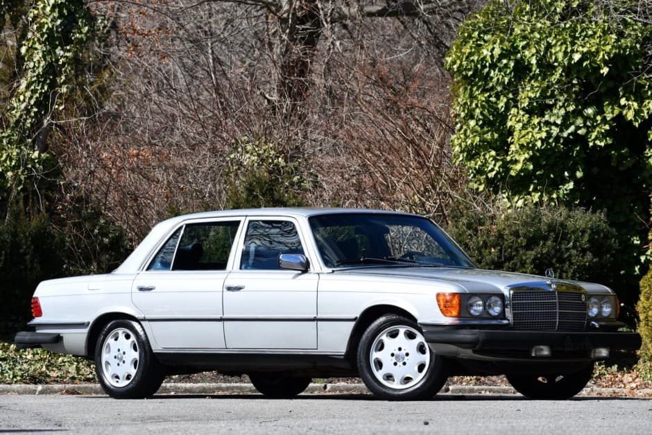 1979 Mercedes-Benz 450SEL 6.9 sold for $15,850
