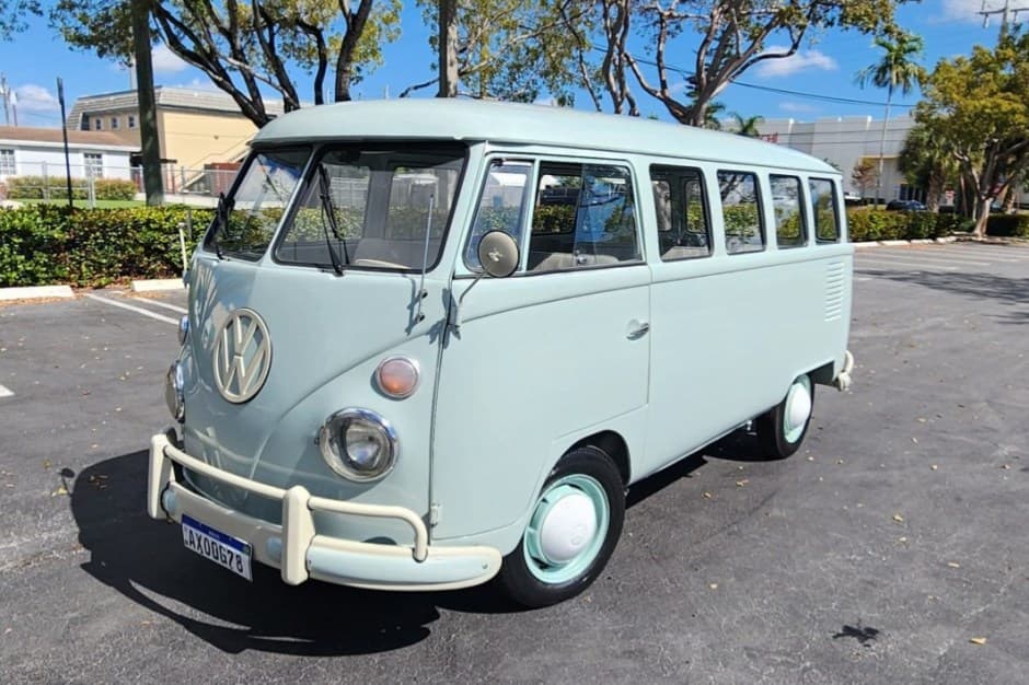 1966 Volkswagen Split-Window Bus sold for $12,500