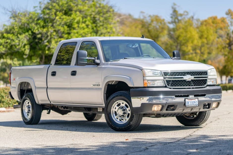 2007 Chevrolet Silverado GMT800 Heavy Duty (2000-2007) sold for $36,500