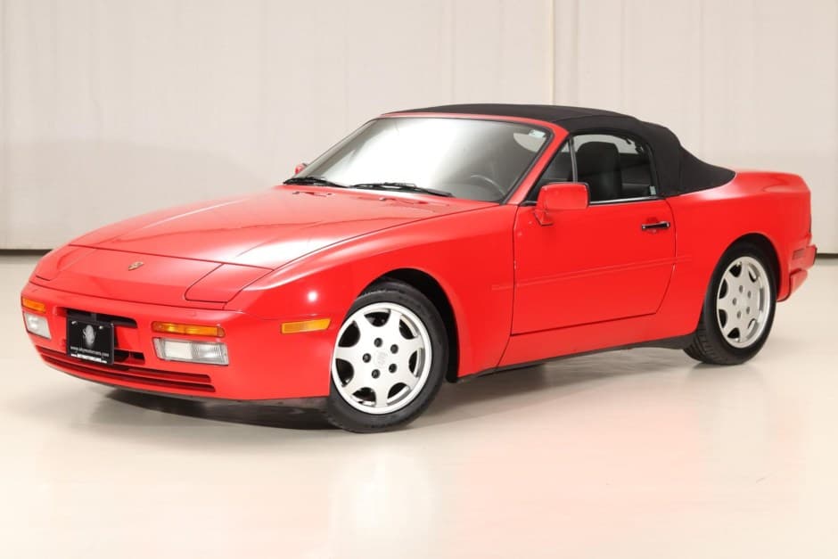 1990 Porsche 944 sold for $24,500