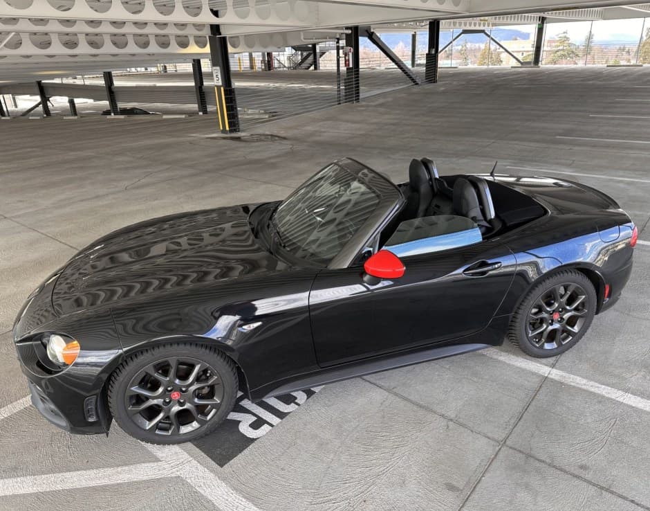 2017 Fiat 124 Spider (2017-2020) sold for $19,250