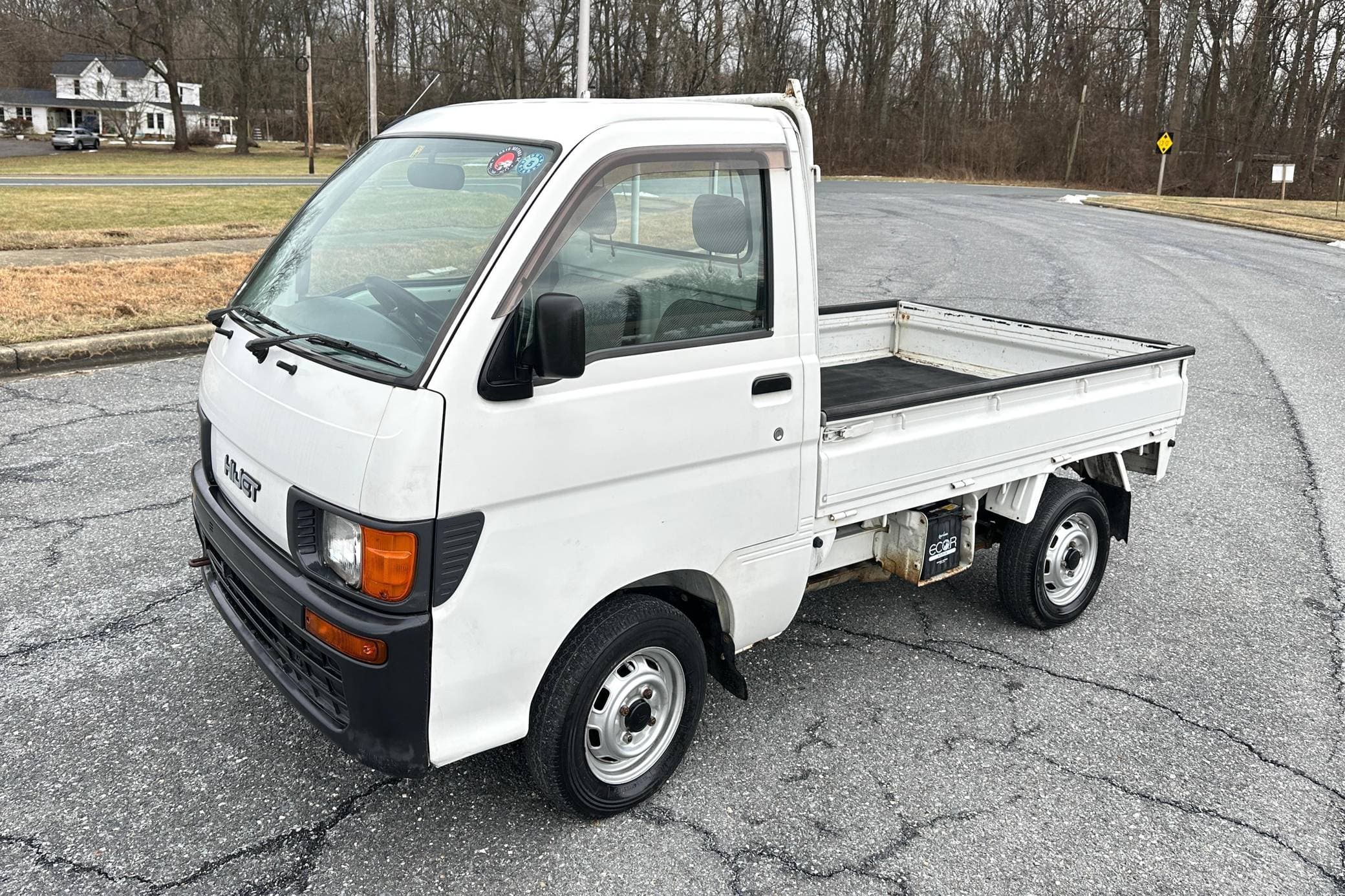 1998 Daihatsu Hijet sold for $6,600