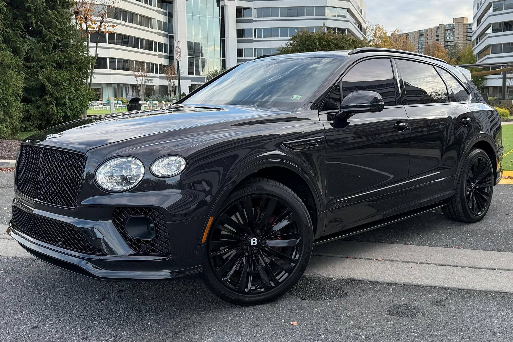 2022 Bentley Bentayga sold for $147,500