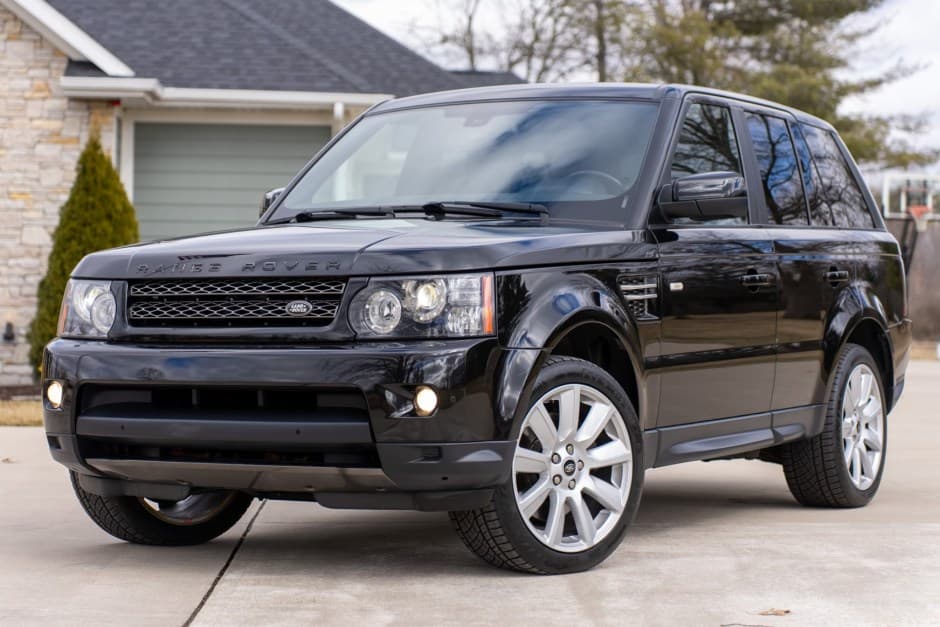 2013 Land Rover Range Rover Sport L320 sold for $16,000