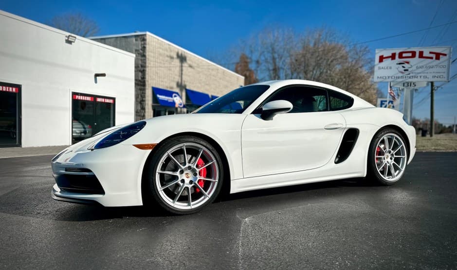 2023 Porsche 982 718 Cayman sold for $83,500