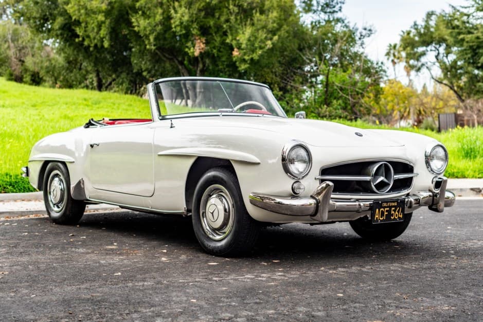 1961 Mercedes-Benz 190SL sold for $65,500