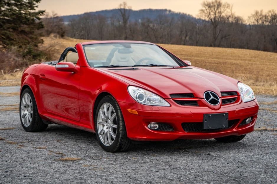 2007 Mercedes-Benz SLK-Class sold for $15,500