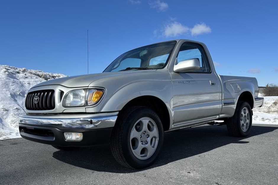 2001 Toyota Tacoma (N1X0 1995-2005) sold for $7,650