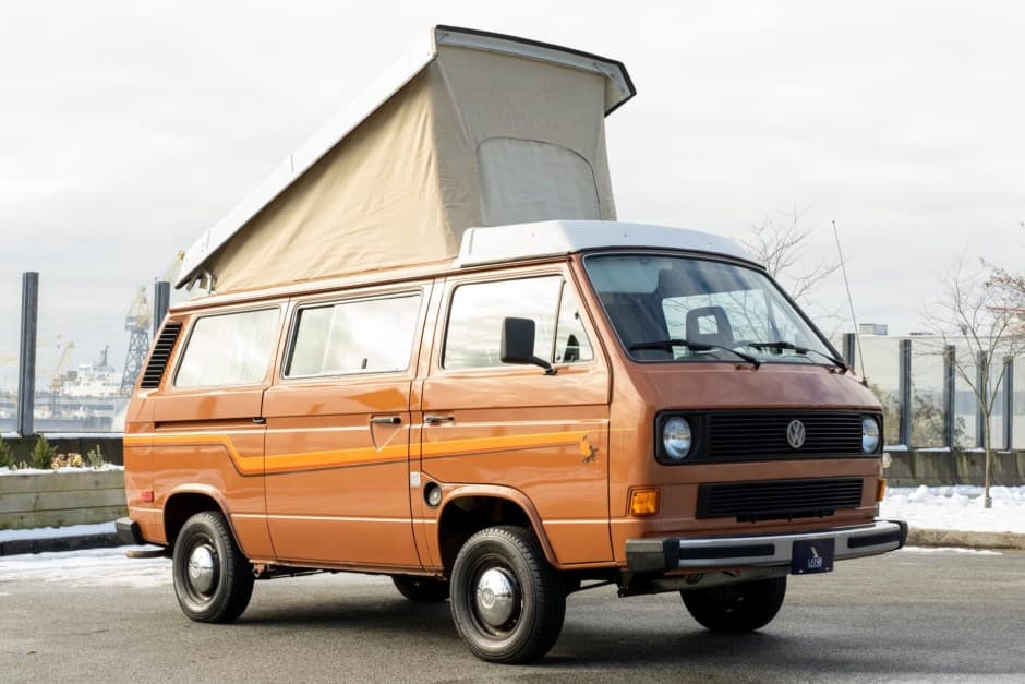 1984 Volkswagen Vanagon sold for $18,500