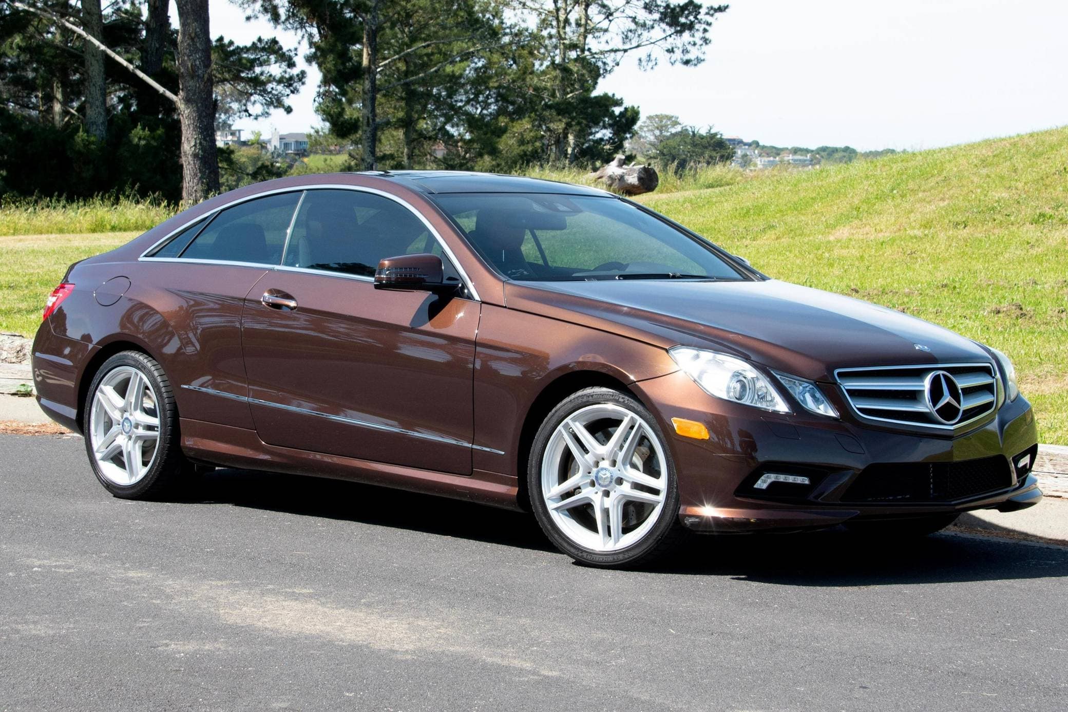 2011 Mercedes-Benz E-Class sold for $17,250