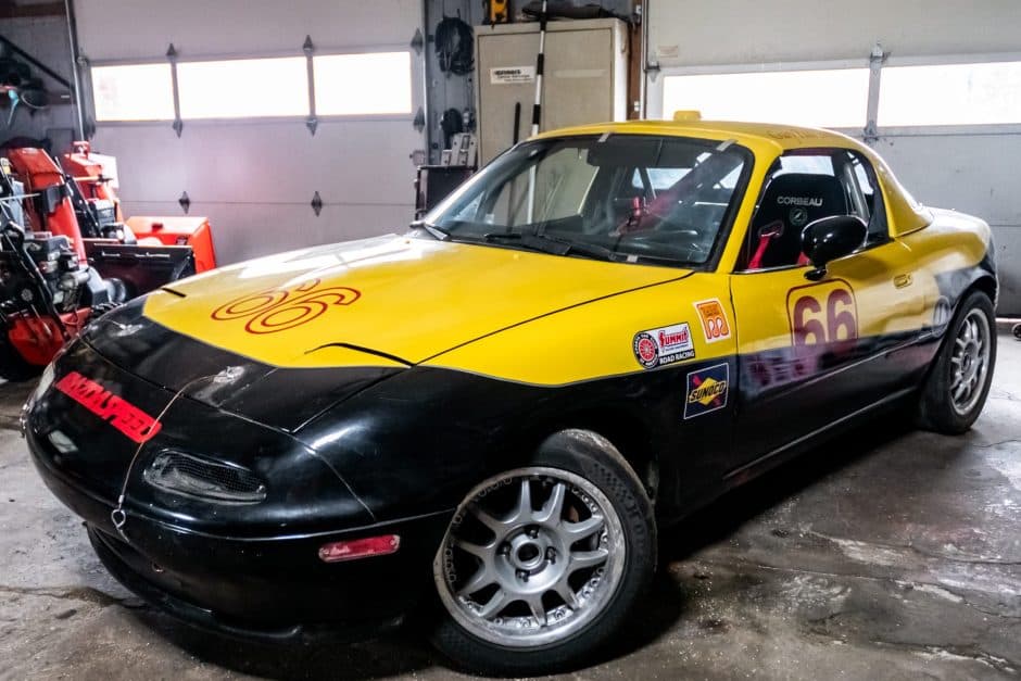 1991 Mazda NA MX-5 Miata sold for $8,600