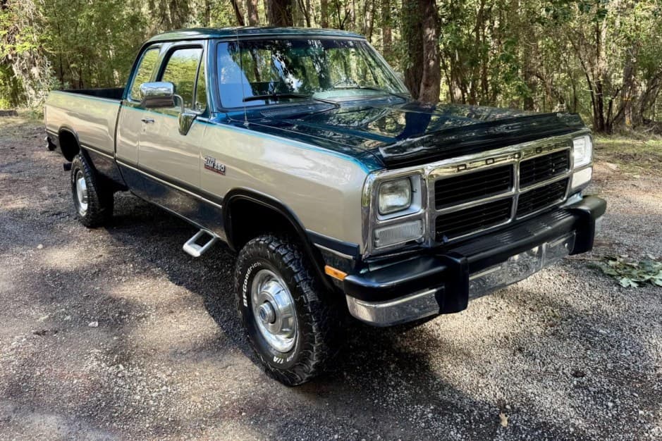 1993 Dodge Ram (1981-1993) sold for $35,500