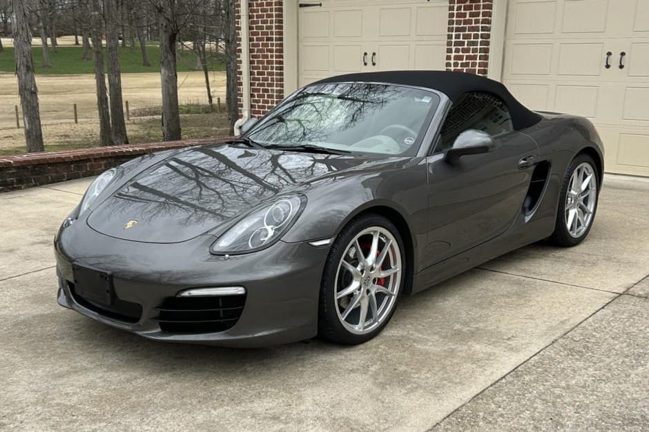 2014 Porsche 981 Boxster sold for $39,981