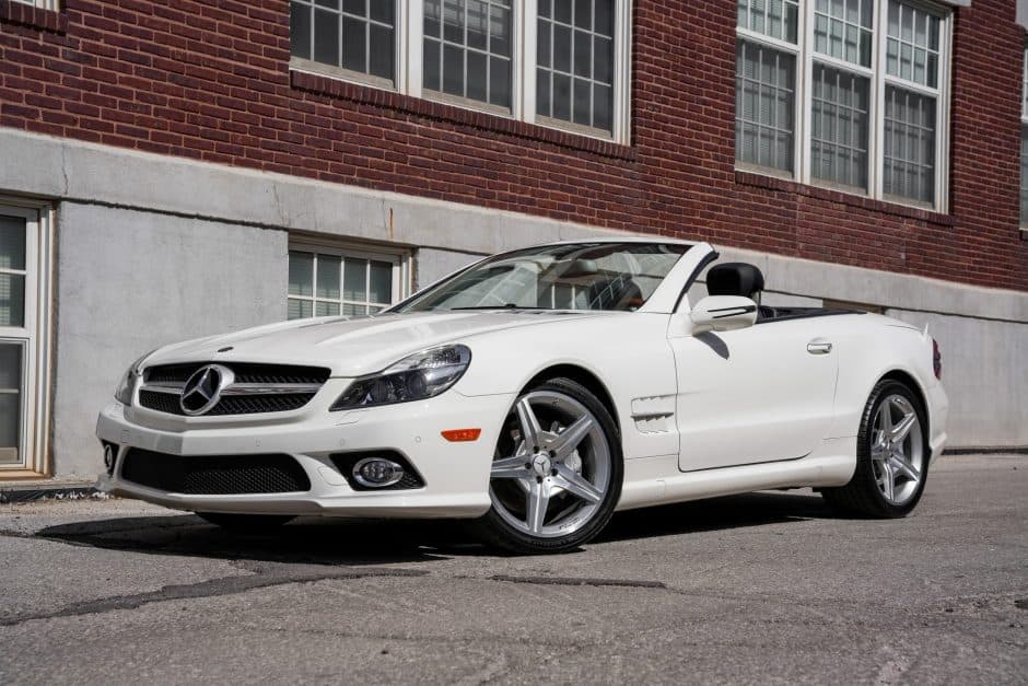 2009 Mercedes-Benz R230 SL sold for $20,750