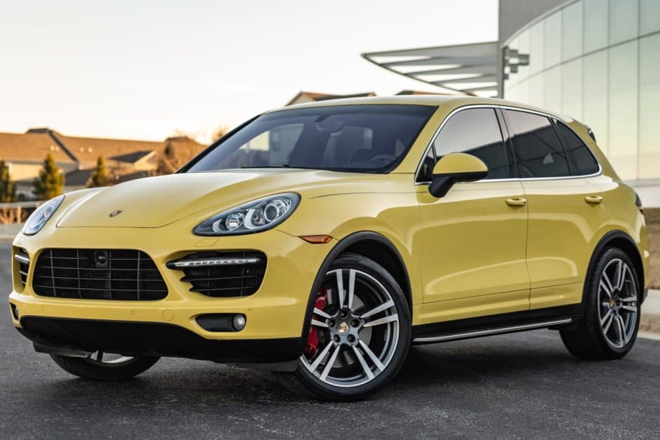 2012 Porsche 958 Cayenne (2011-2018) sold for $45,000