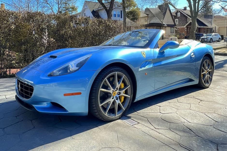 2012 Ferrari California sold for $130,000