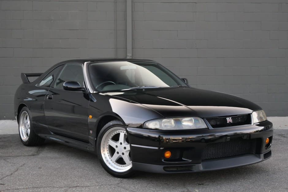 1996 Nissan R33 Skyline sold for $69,500