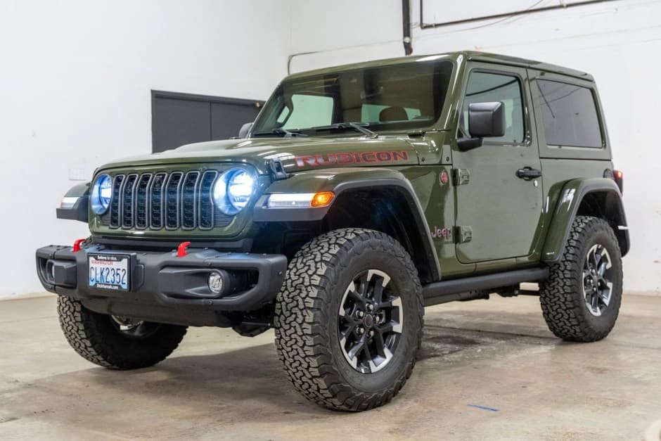 2024 Jeep Wrangler JL (2018+) sold for $46,000