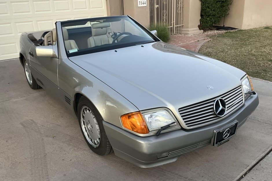 1992 Mercedes-Benz R129 SL sold for $12,000