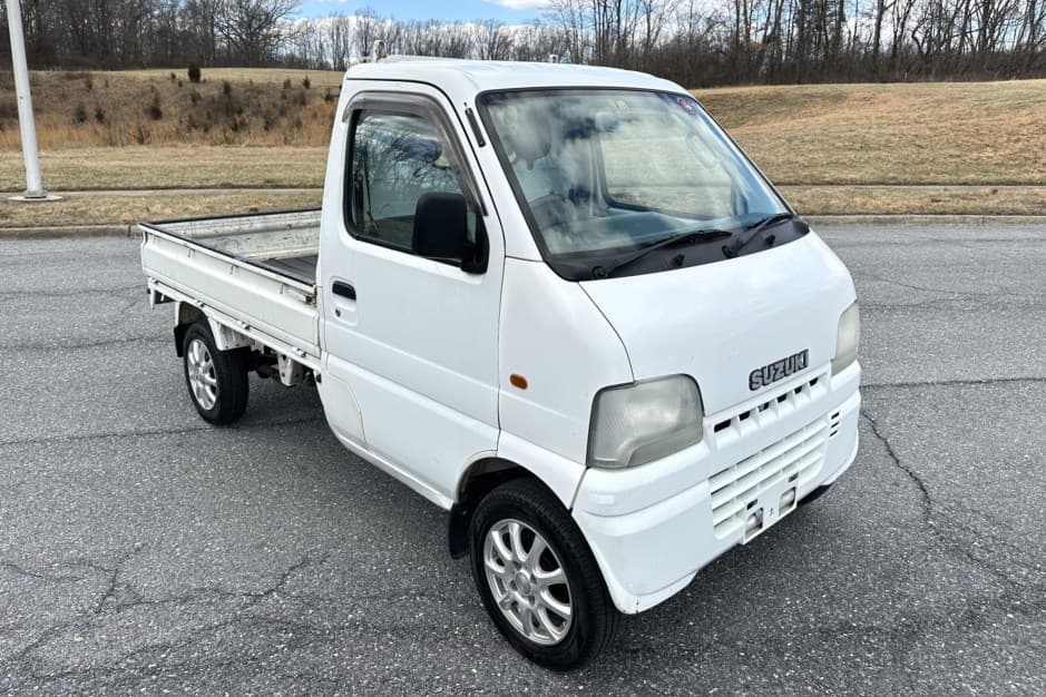 1999 Suzuki Carry sold for $5,201