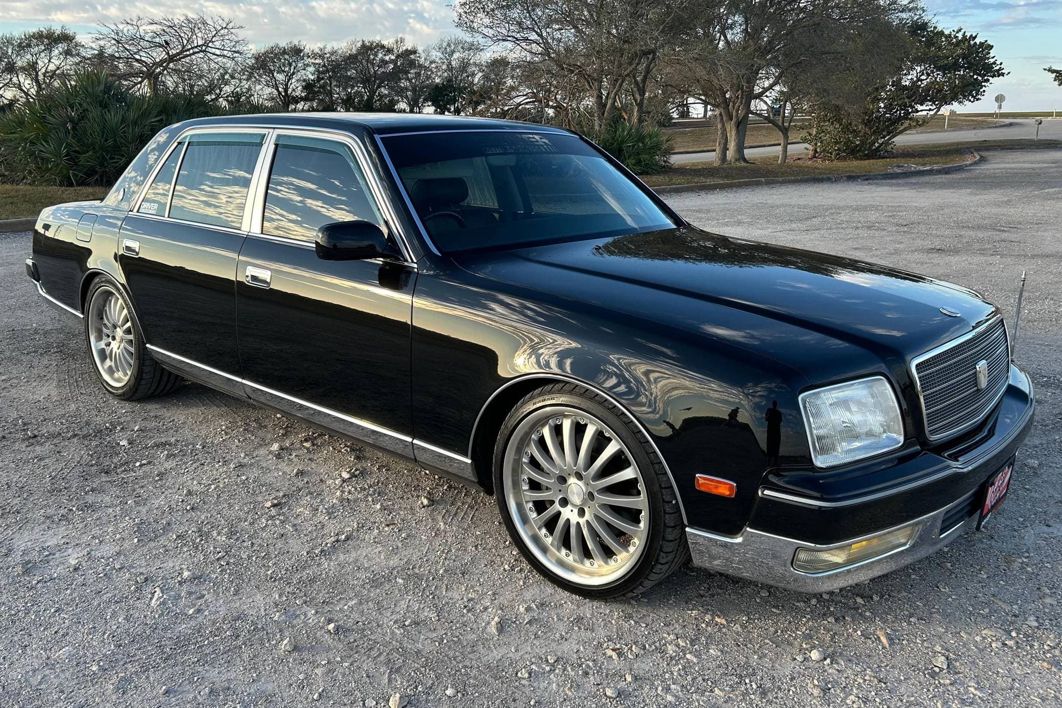 1997 Toyota Century sold for $16,800