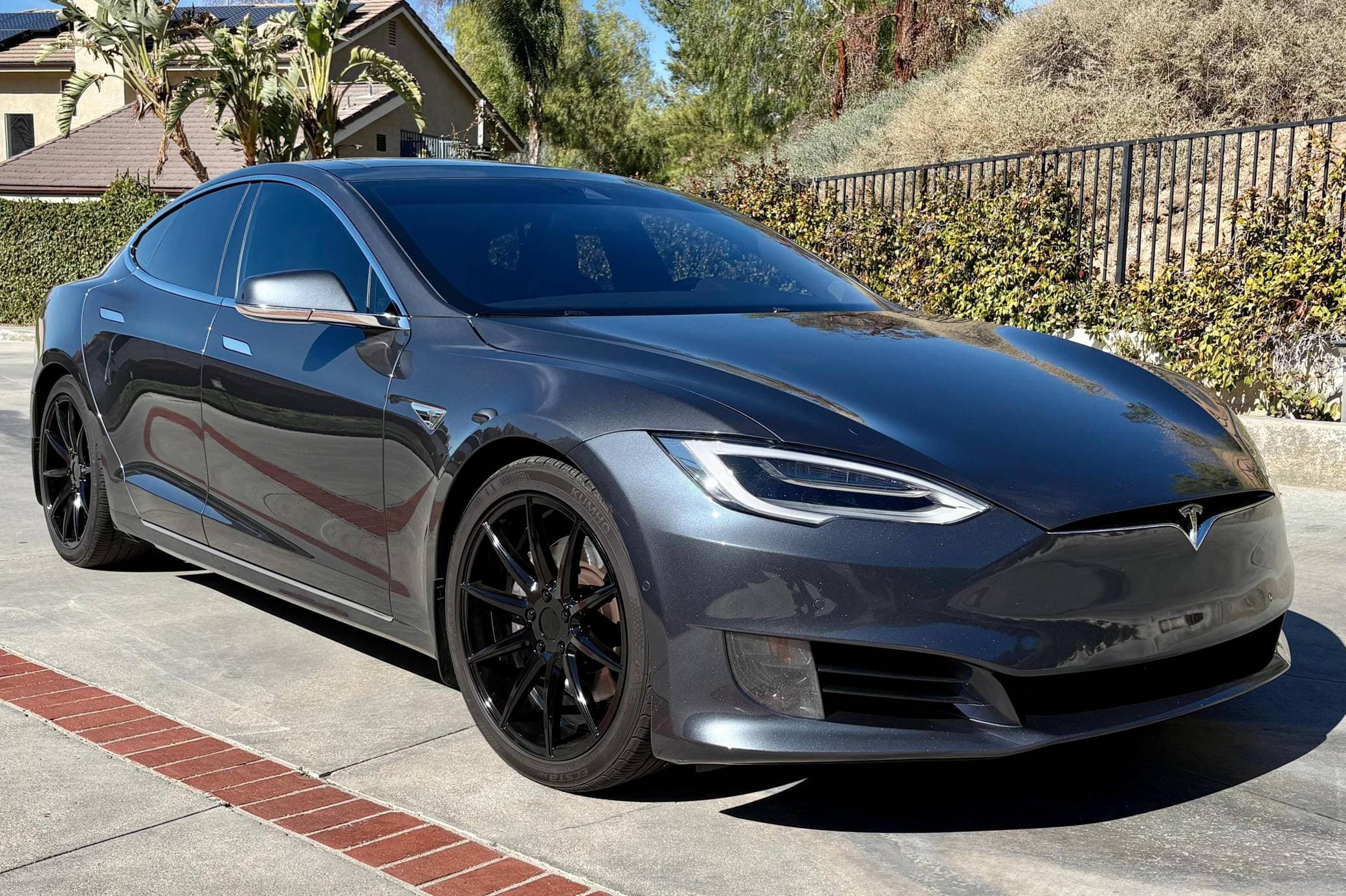 2016 Tesla Model S sold for $18,750