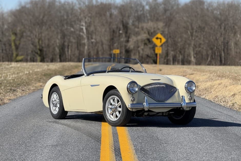 1955 Austin-Healey 100 sold for $28,000