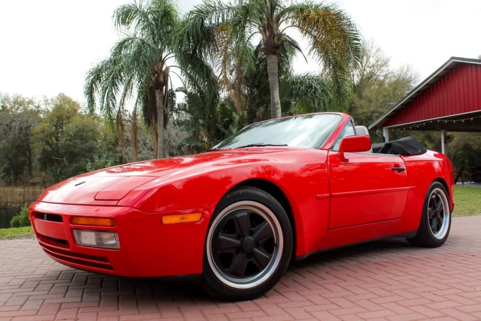 1990 Porsche 944 sold for $15,000