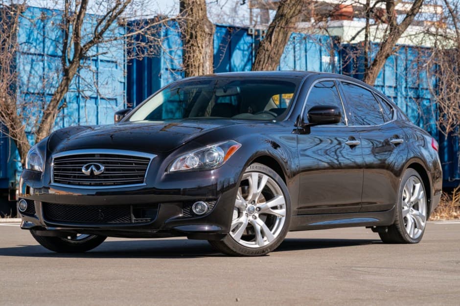 2011 Infiniti  sold for $17,750