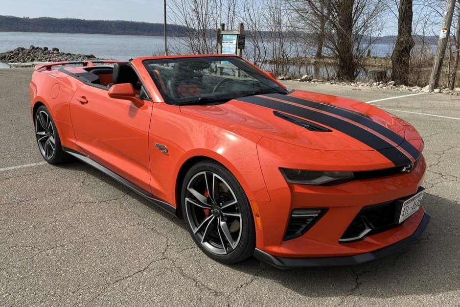 2018 Chevrolet Camaro 6th Generation 2016-2024 sold for $33,500
