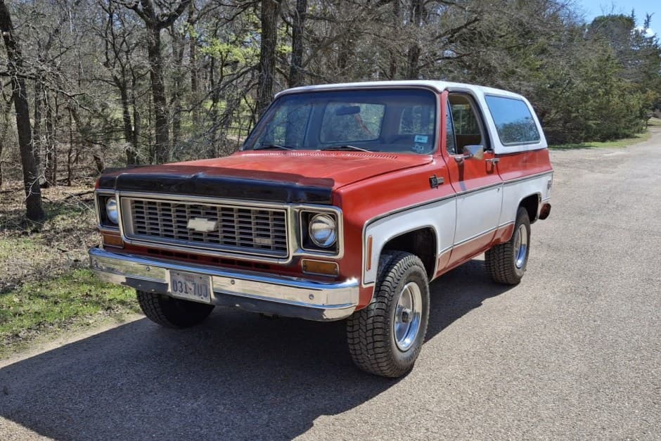 1973 Chevrolet K5 Blazer 1973-1991 sold for $29,000