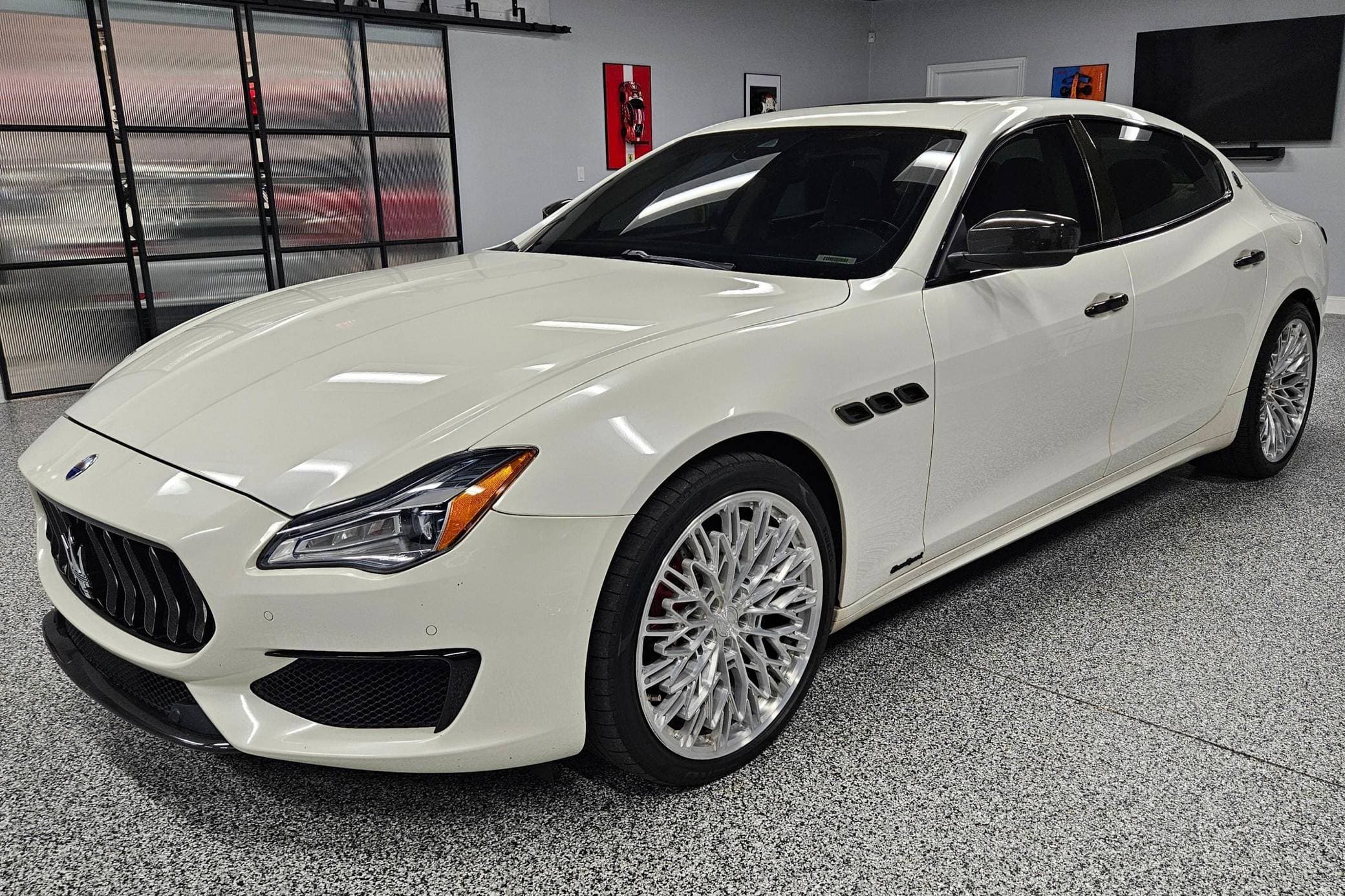 2018 Maserati Quattroporte sold for $20,250