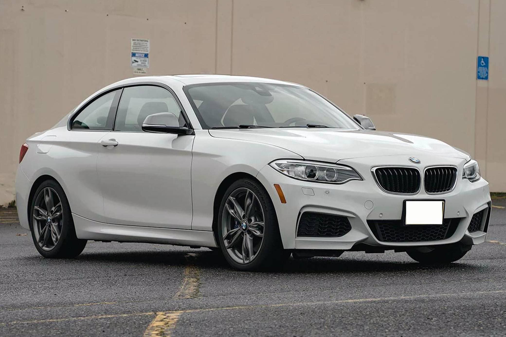 2017 BMW 2 Series sold for $18,666