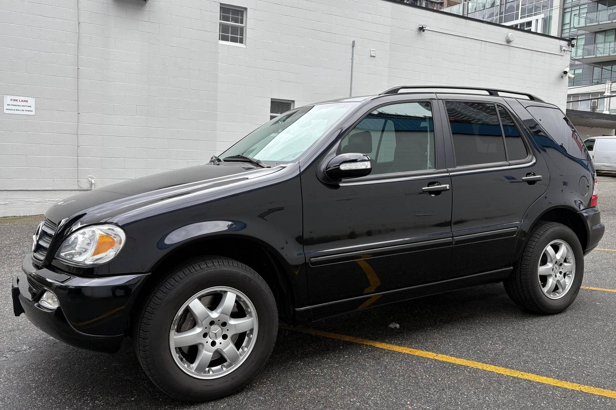 2004 Mercedes-Benz ML-Class sold for $5,200