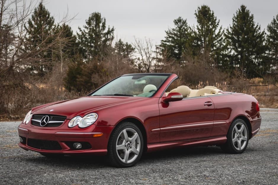 2005 Mercedes-Benz CLK-Class sold for $9,436