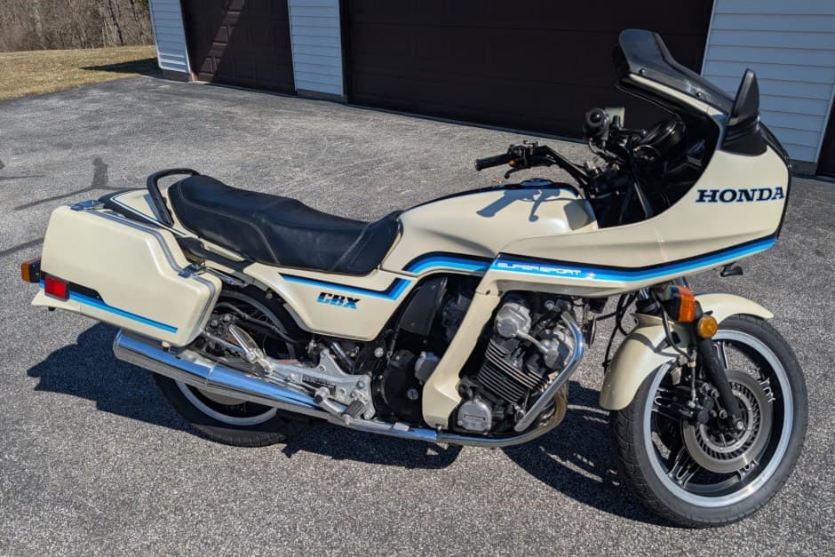 1982 Honda CBX sold for $11,250