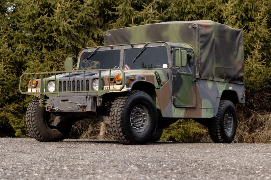 1991 Hummer HMMWV/Humvee sold for $11,500