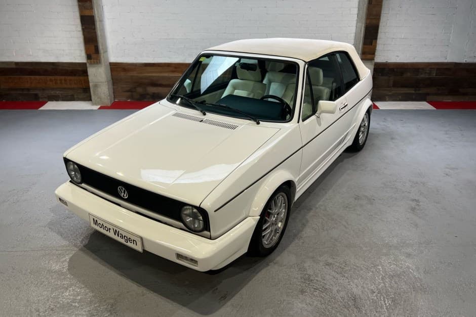 1992 Volkswagen Golf/Rabbit Cabriolet Mk1 sold for $0