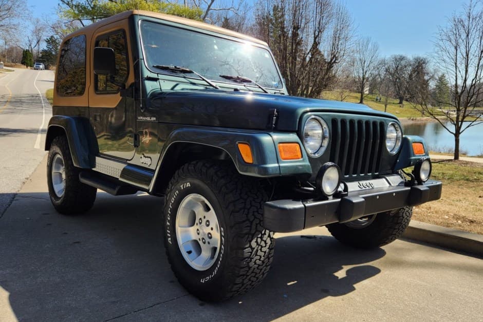 2002 Jeep Wrangler TJ (1997-2006) sold for $22,500