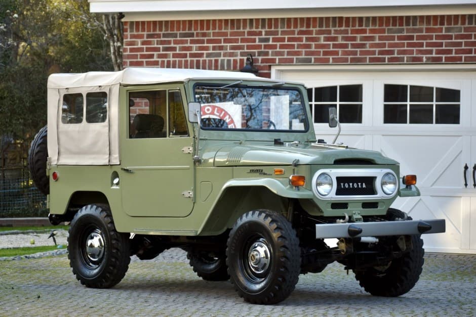 1971 Toyota Land Cruiser FJ40 sold for $41,300