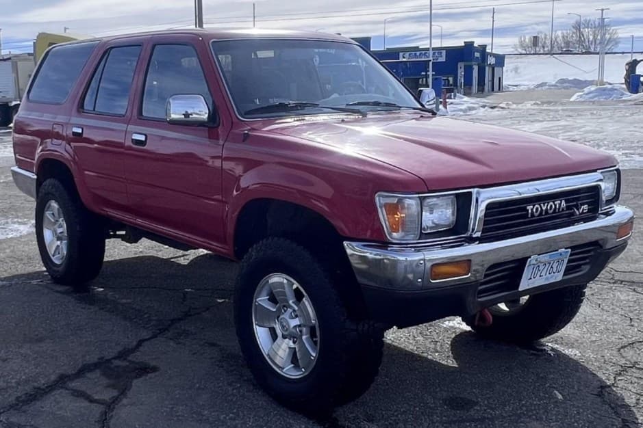 1991 Toyota 4Runner (N120) sold for $11,000
