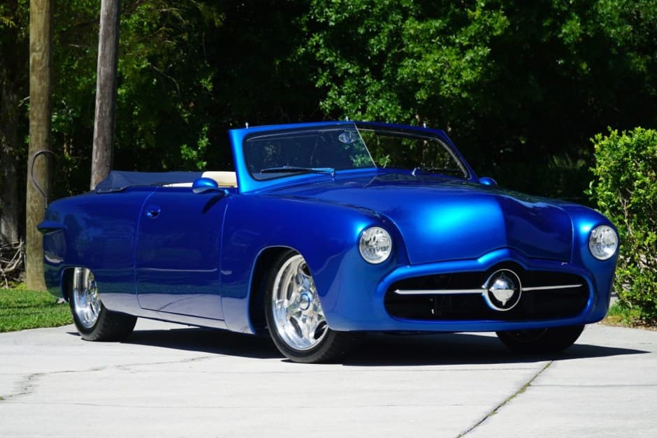 1950 Ford Shoebox sold for $40,500