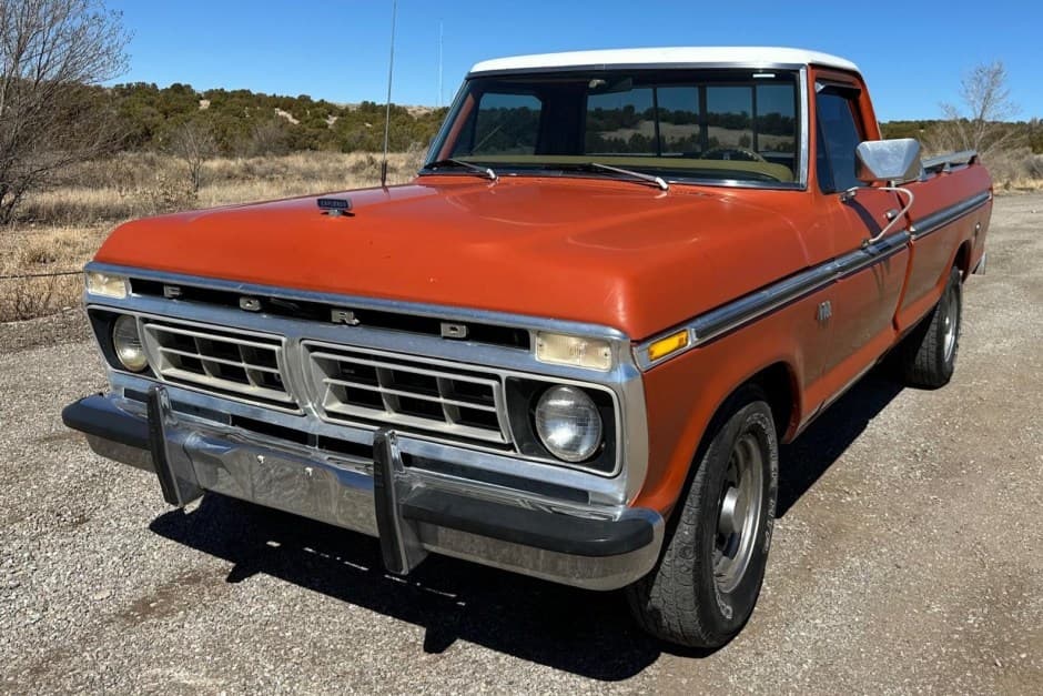 1976 Ford F-Series 1973-1979 sold for $8,800