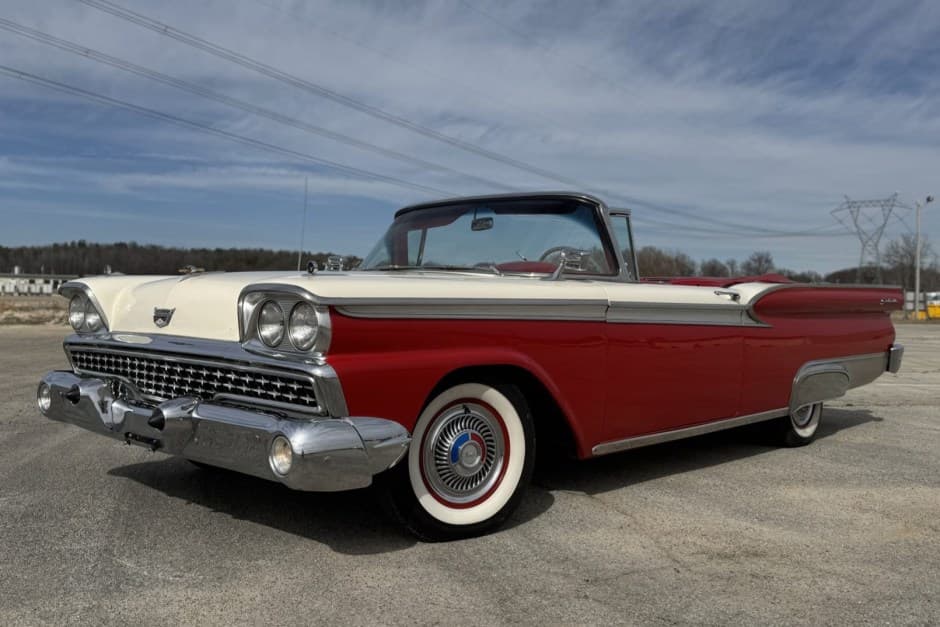 1959 Ford Fairlane sold for $30,500