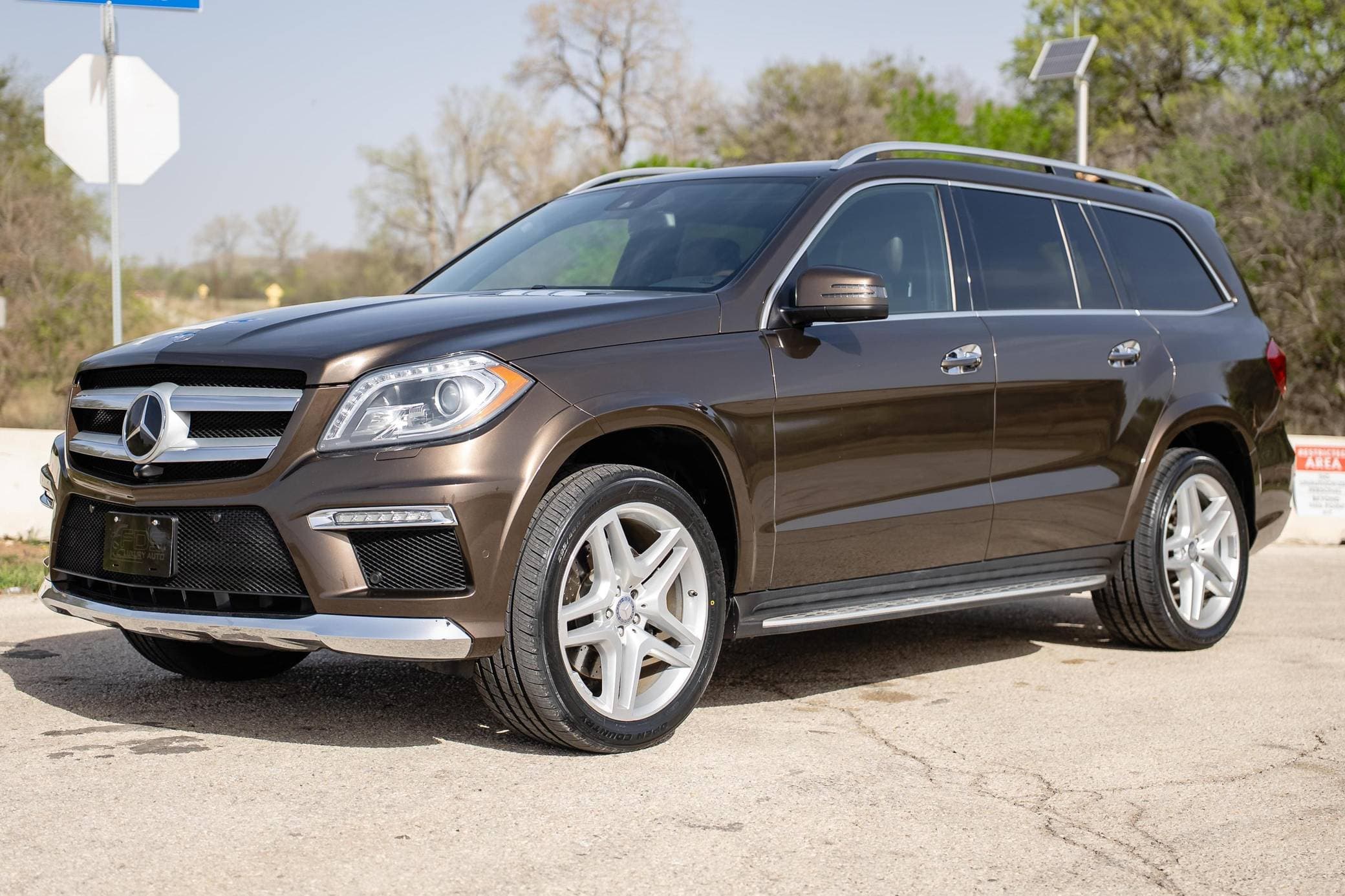 2014 Mercedes-Benz GL-Class sold for $26,750