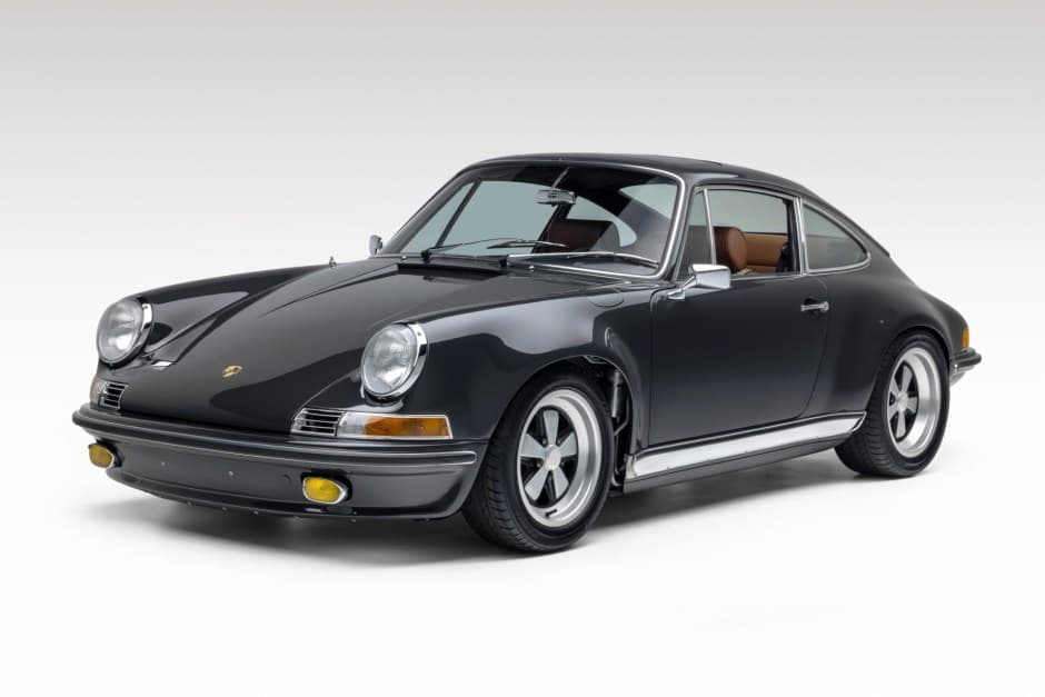 1990 Porsche 964 911 (Non-Turbo) sold for $285,000