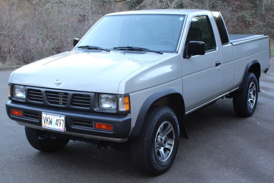 1997 Nissan Pickup sold for $13,050