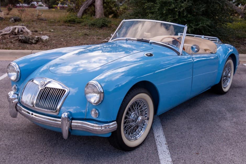 1957 MG MGA sold for $25,250