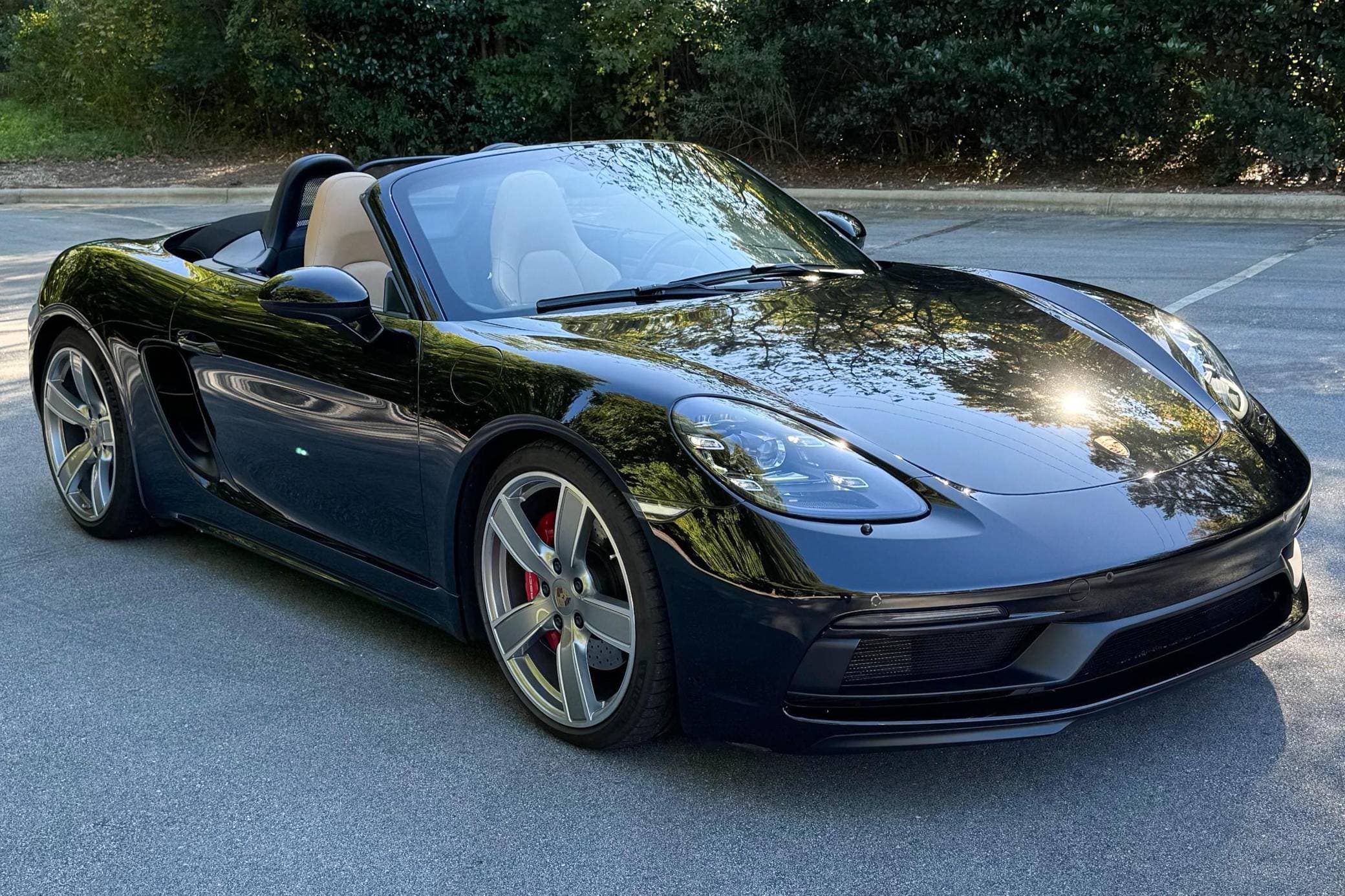 2021 Porsche 718 Boxster sold for $86,000