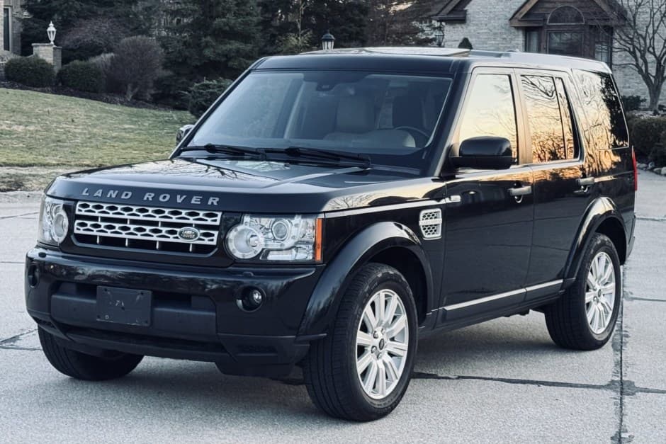 2013 Land Rover LR4 sold for $22,500